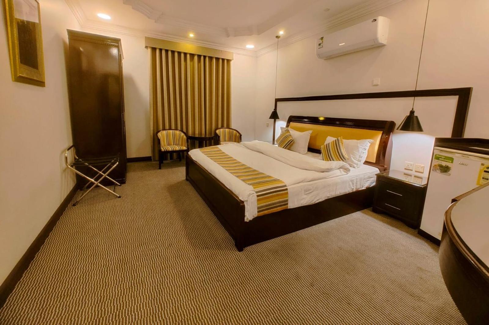 Al Mokhmalia Serviced Apartments Medina Bagian luar foto