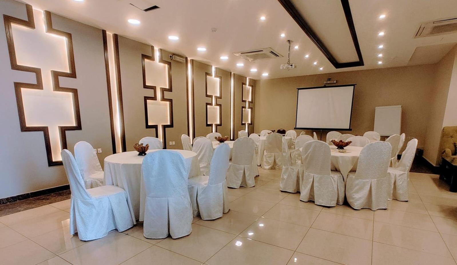 Al Mokhmalia Serviced Apartments Medina Bagian luar foto