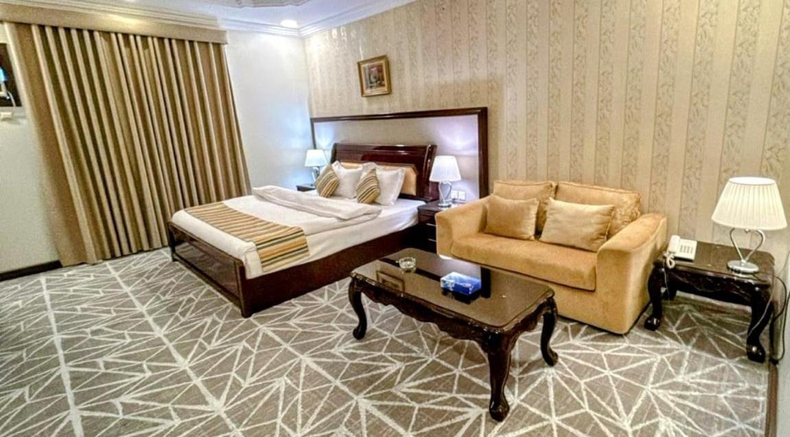 Al Mokhmalia Serviced Apartments Medina Bagian luar foto