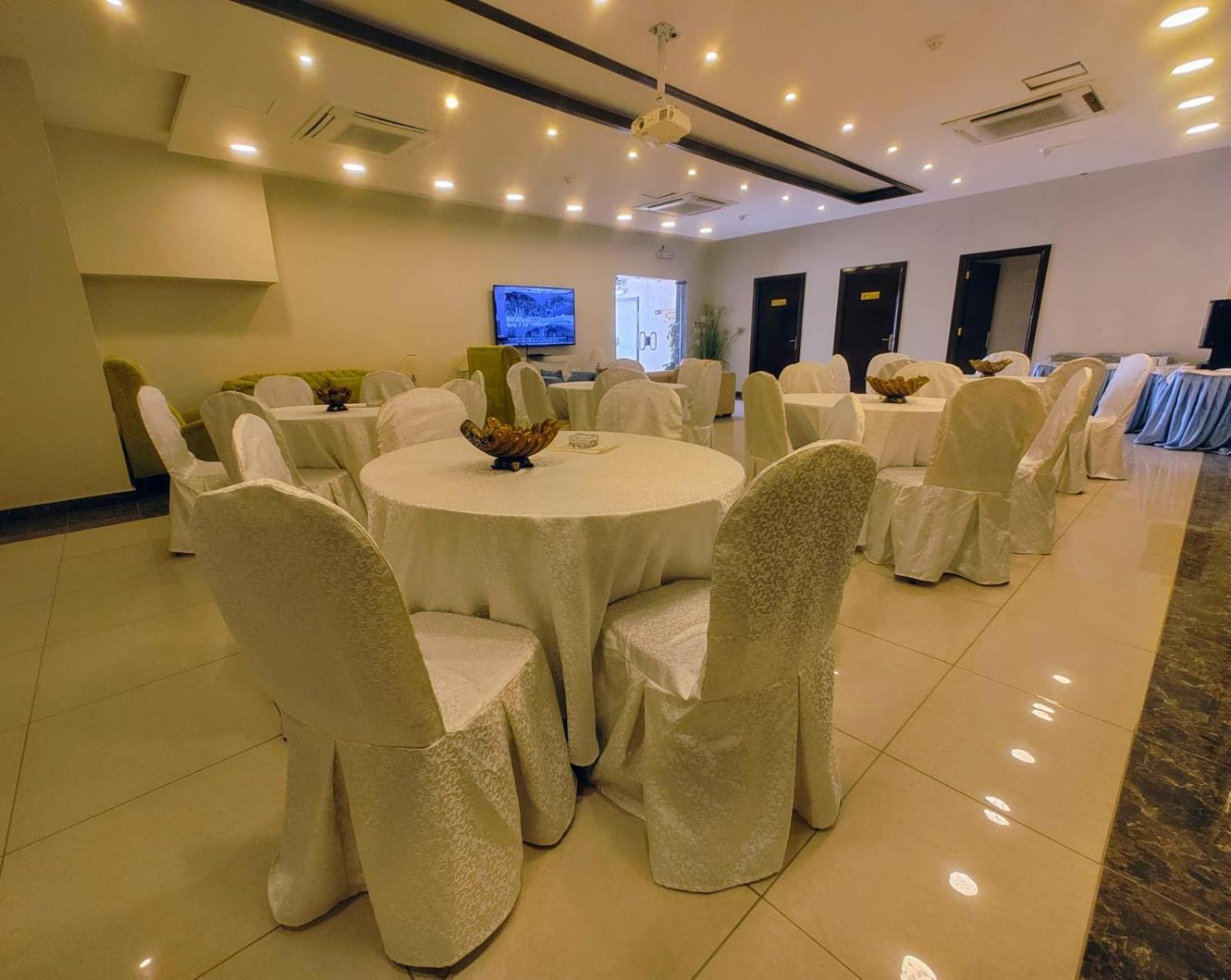 Al Mokhmalia Serviced Apartments Medina Bagian luar foto